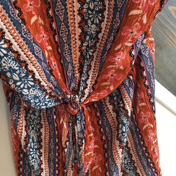 Romper - Picture 2 of 5